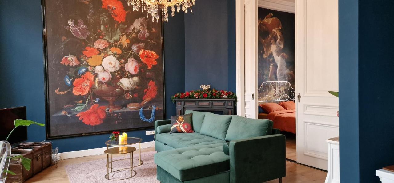 De Cosy Barock Met Gezellige Patio ! Apartment Breda Bagian luar foto